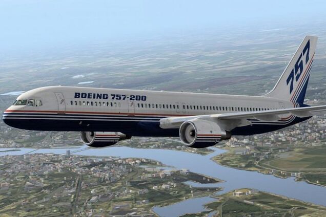 Ураган разбушевался: в сеть попало видео страшного ЧП с пассажирским самолетом