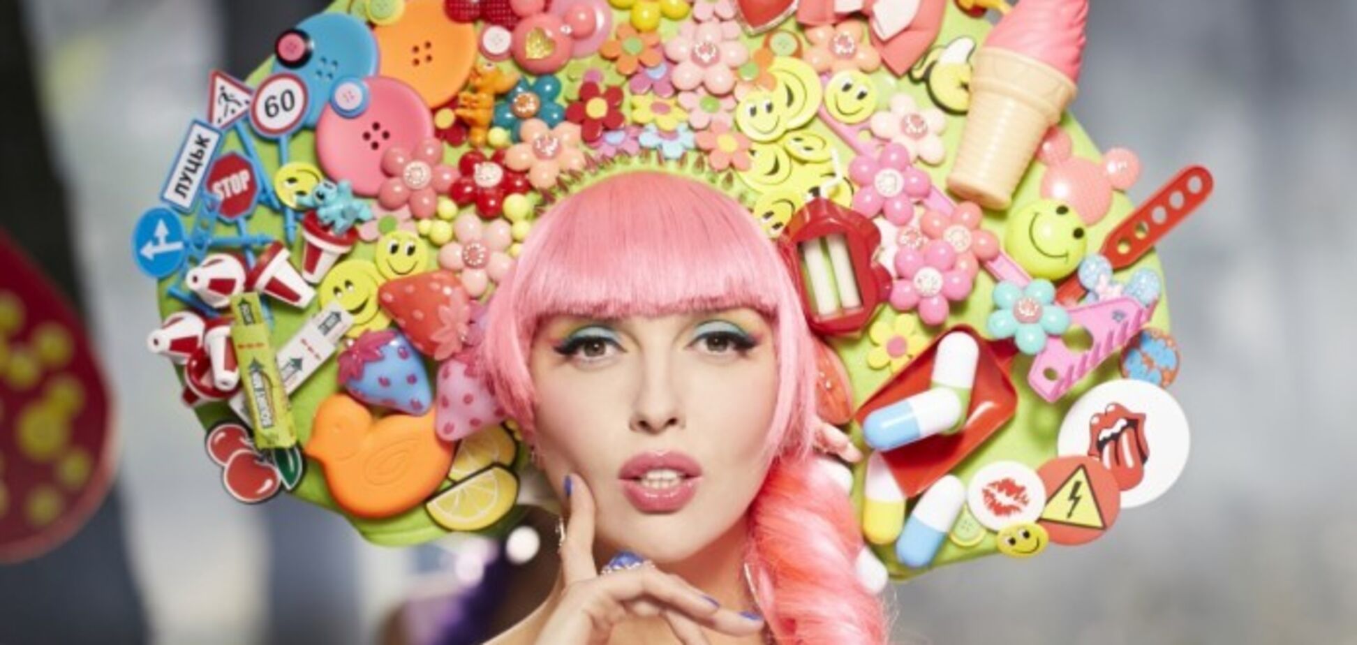 ''Нервно курит'': Полякову обвинили в плагиате Лободы