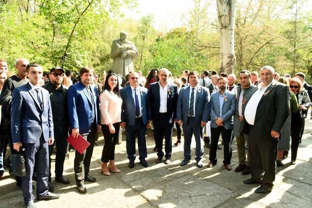 Запорожская делегация посетила открытие памятника Шевченко в Ереване