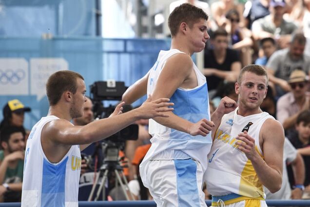 Українські баскетболісти 3х3 вийшли у півфінал Юнацької Олімпіади