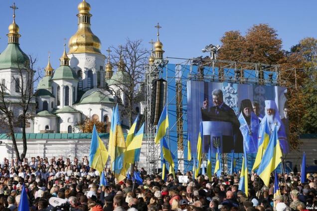 Единая церковь: стало известно, сколько украинцев поддерживают Томос