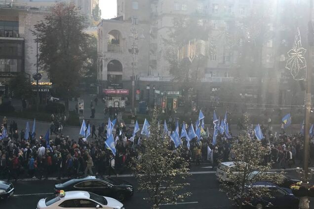 Центр Киева сковали пробки: карта ''красных'' улиц