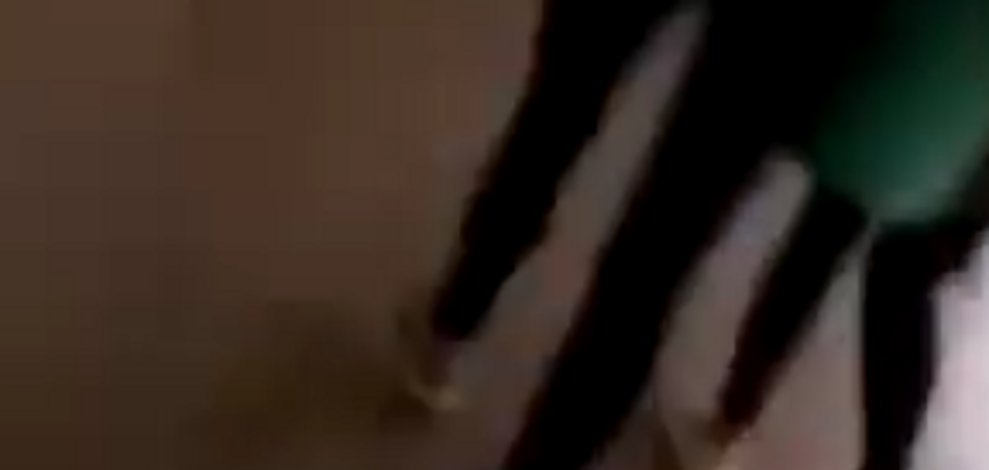 Тела на лестницах: появились видео из здания колледжа во время бойни в Керчи