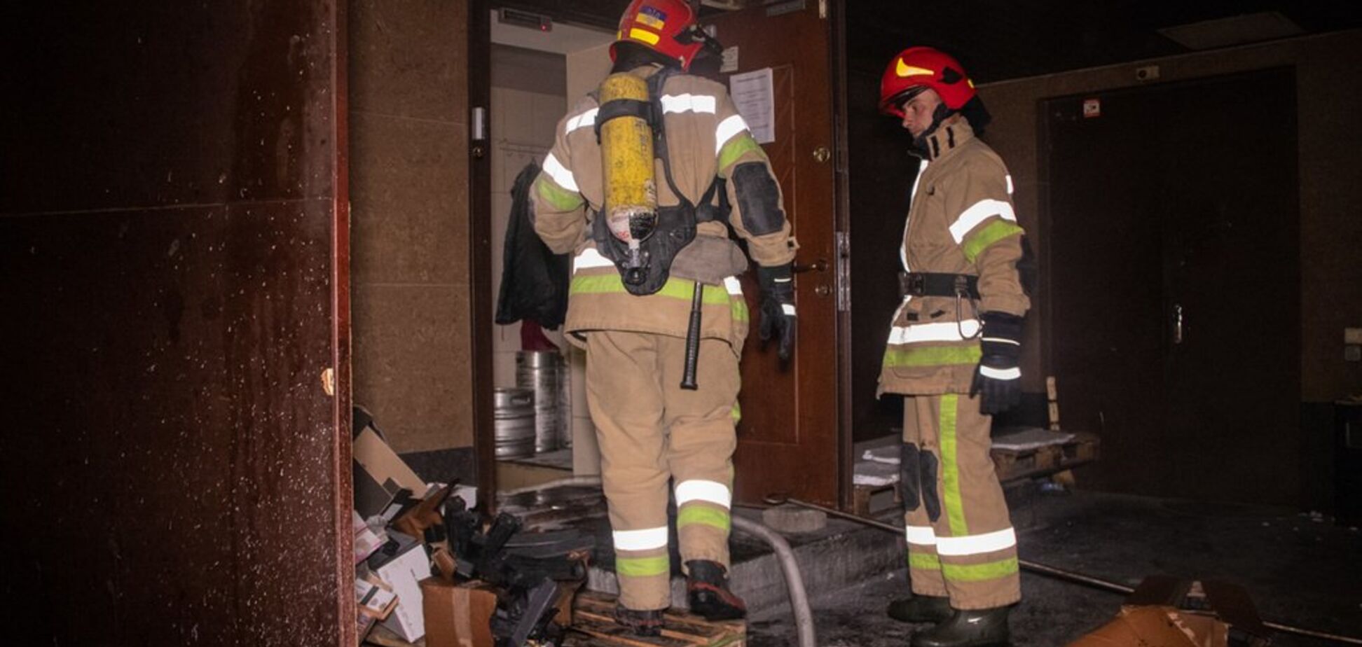 В Киеве горел известный ресторан: фото