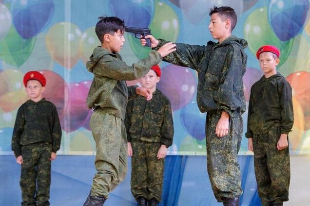 Кривава НП у Керчі: в мережі нагадали про жорстоке свято окупантів для дітей