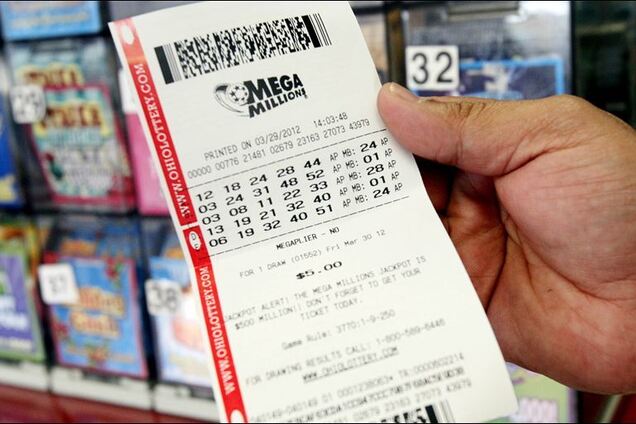 На кону лотереи США рекордный джекпот $900 миллионов