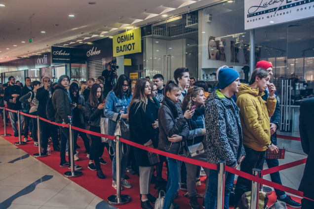 'Люди вишикувалися у чергу': в Києві відкрили ще один магазин знаменитої мережі