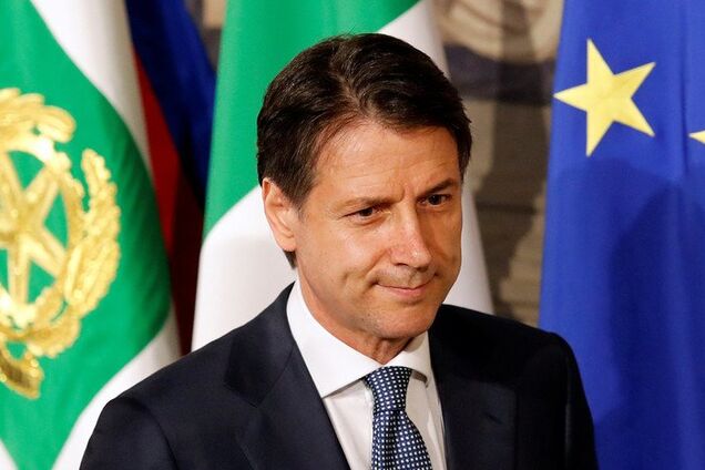 Снять санкции? Итальянский фанат Путина вступился за Россию