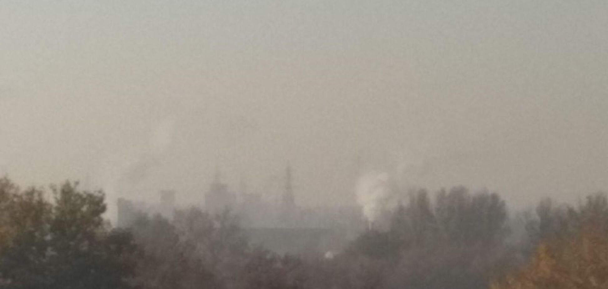 ''Труять уночі'': у Харкові поскаржилися на нестерпний запах