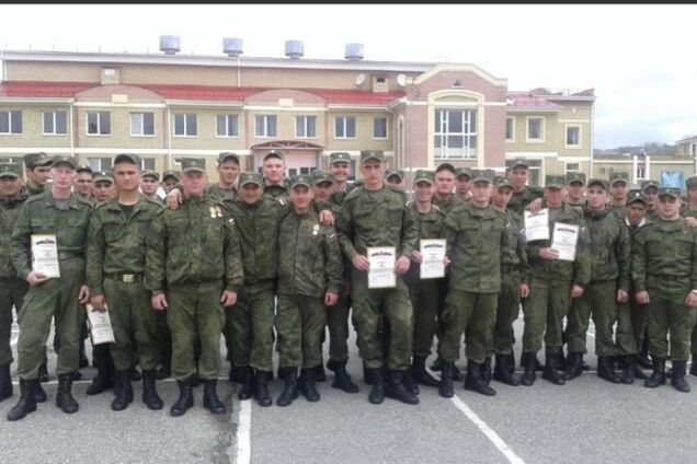 ''Их нет'': российские военные снова ''спалились'' с захватом Крыма. Фотофакт