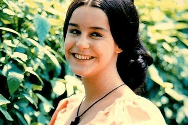 В Україну прилетіла зірка легендарного серіалу 80-х