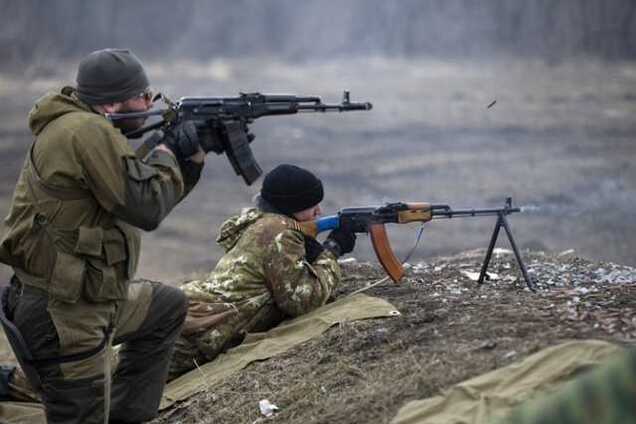 Выжигает глаза: террористы применили на Донбассе страшное оружие