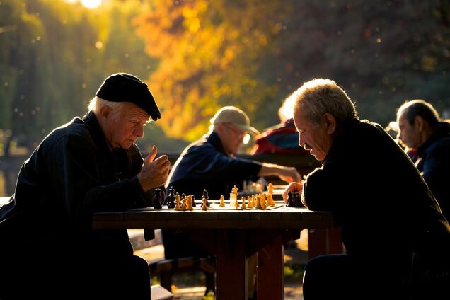 Як допомогти пенсіонеру: п'ять реальних способів