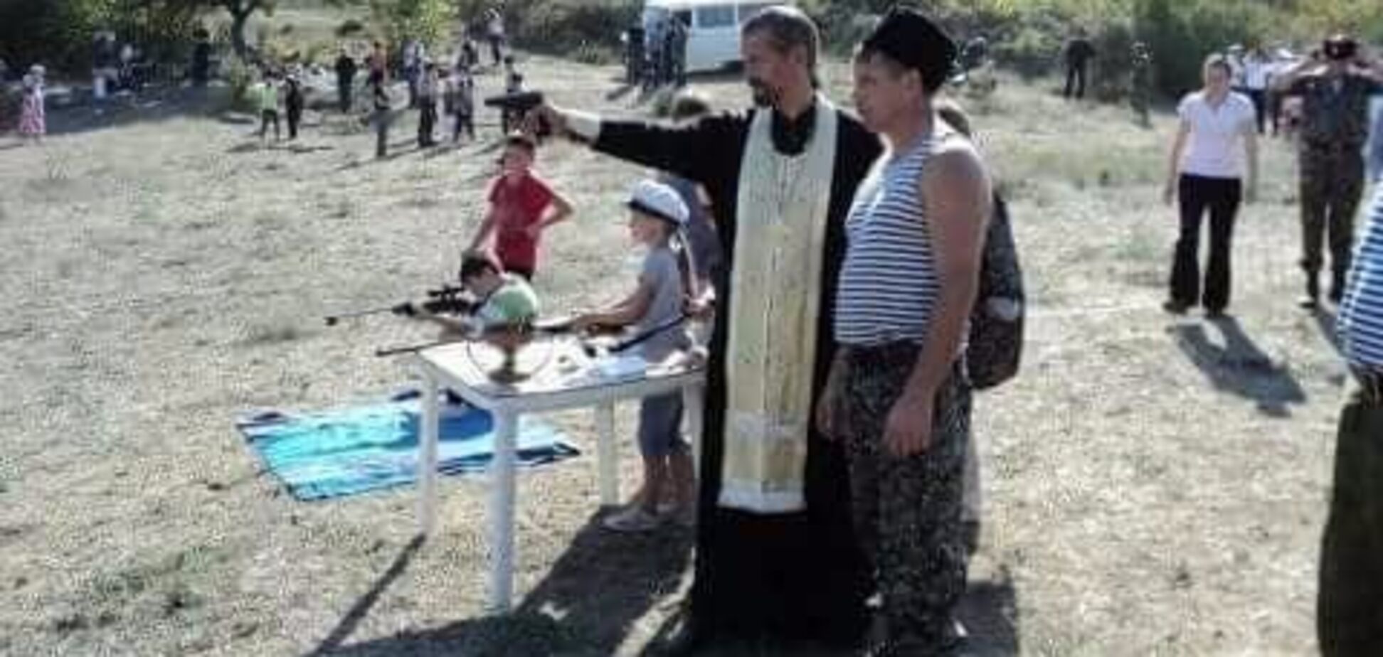 Почему в Украине не любят Московский патриархат: блогер показал знаковое фото