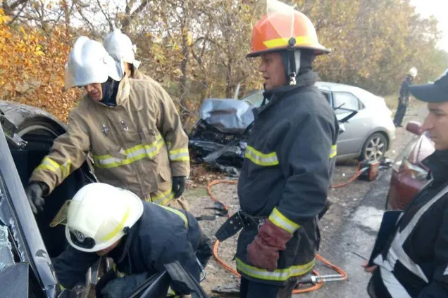 Під Одесою відбулося дві масштабні смертельні ДТП: фото 18+