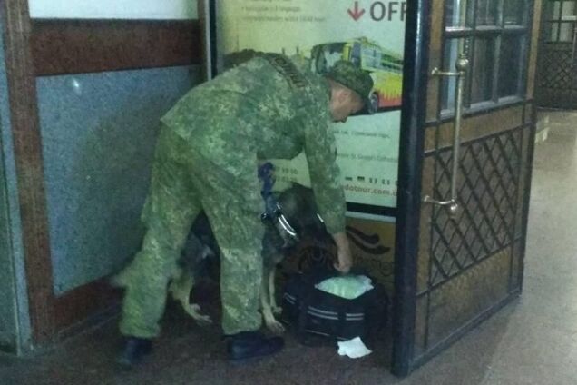 Евакуювали 800 осіб: у Львові ''мінували'' залізничний вокзал