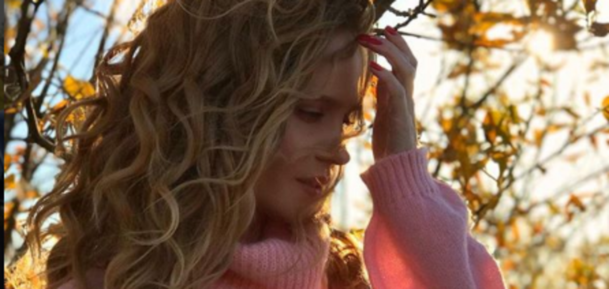 ''Плакала из-за боли'': известная российская певица перенесла операцию