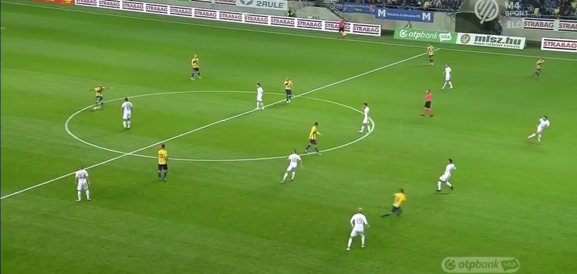 Команде Реброва забили самый нелепый гол осени - опубликовано видео