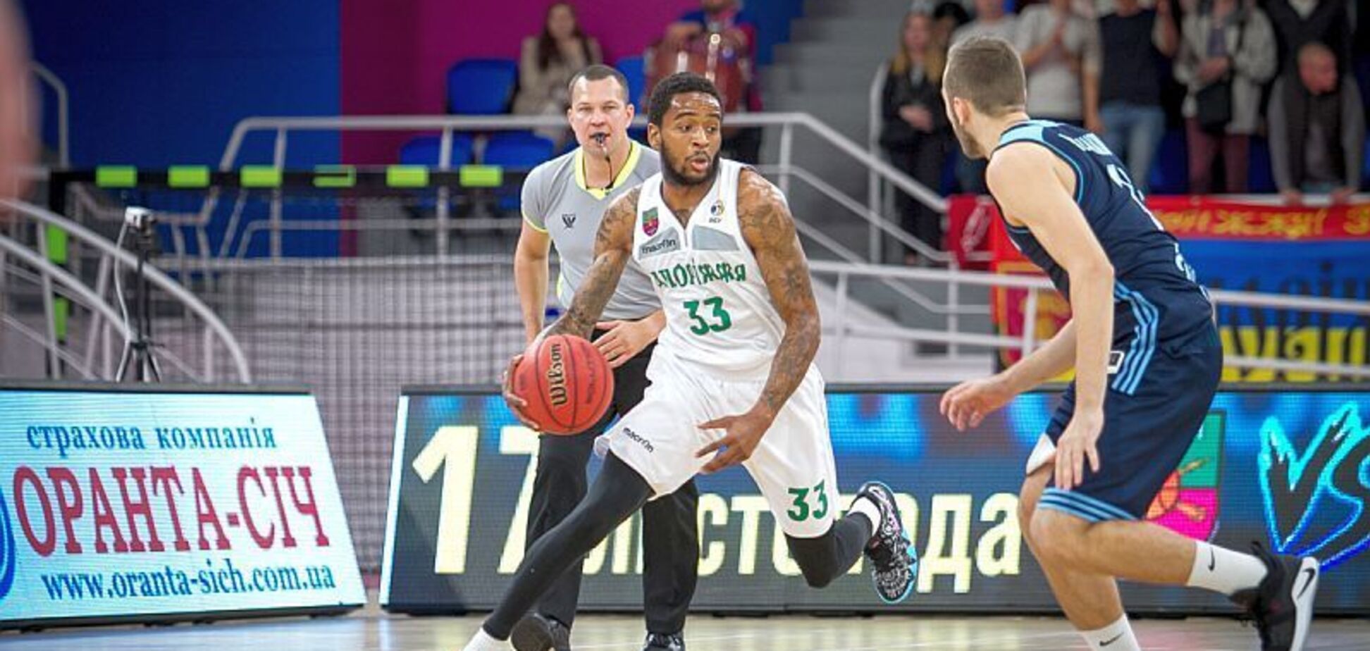 Зміна лідера і сенсація від 'Дніпра': результати Суперліги Парі-Матч