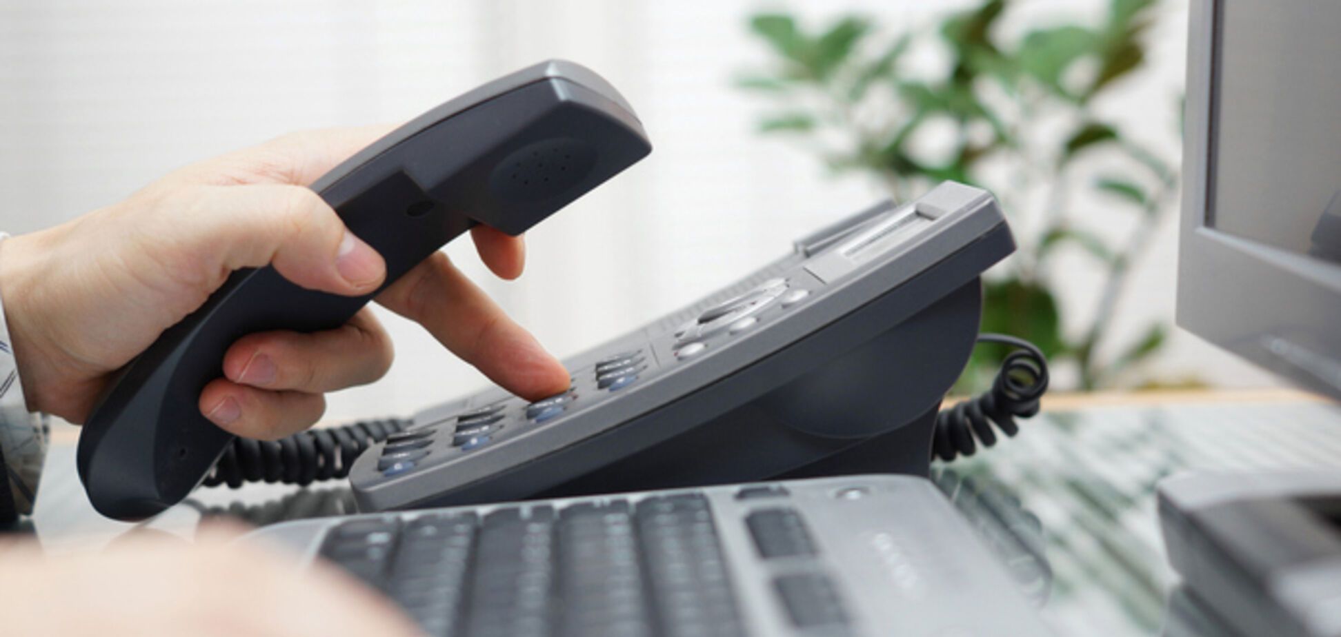 В Україні подорожчають телефонні дзвінки: названо дату