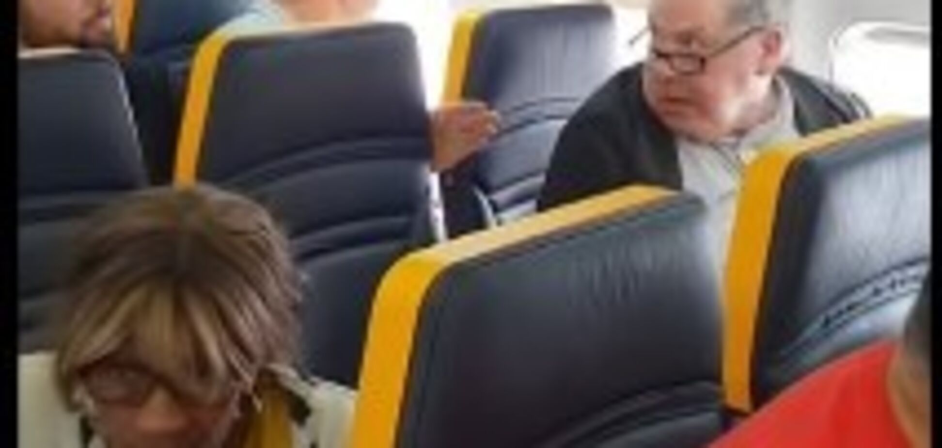 Всесвітньовідома авіакомпанія потрапила у расистський скандал