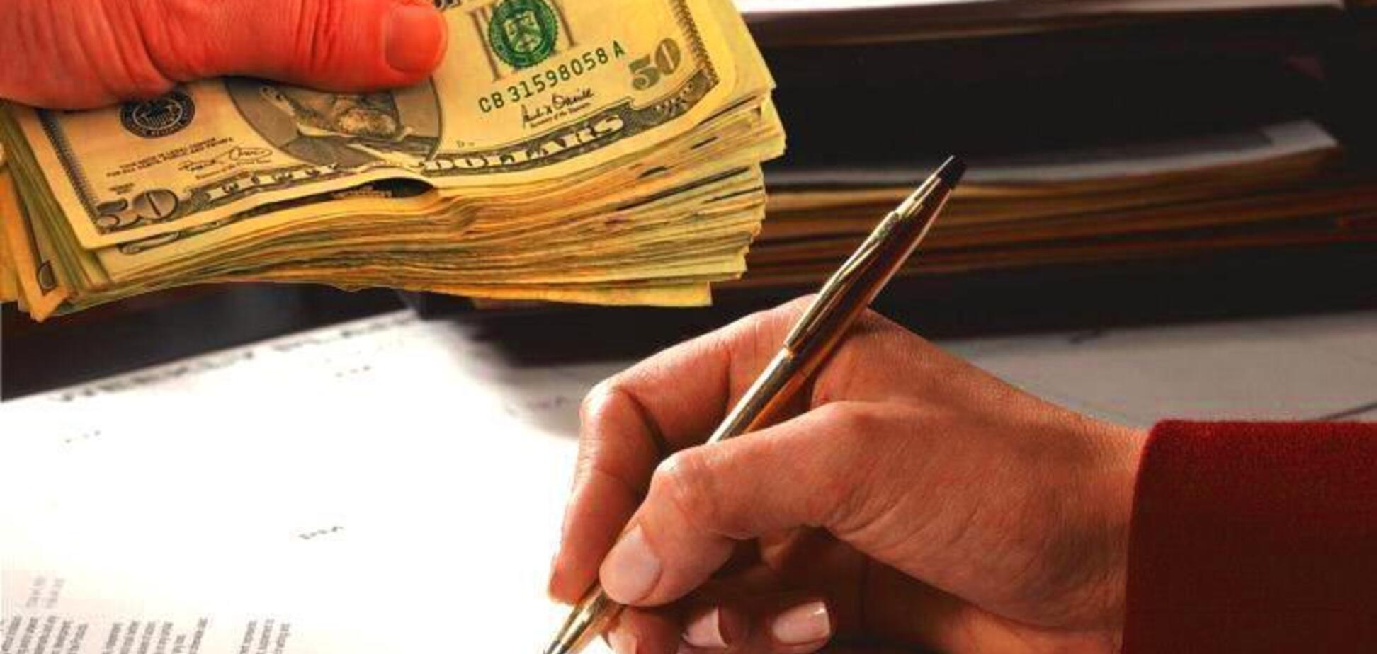 В Україні ''пожвавилася'' стара схема: у долі нотаріуси та експерти