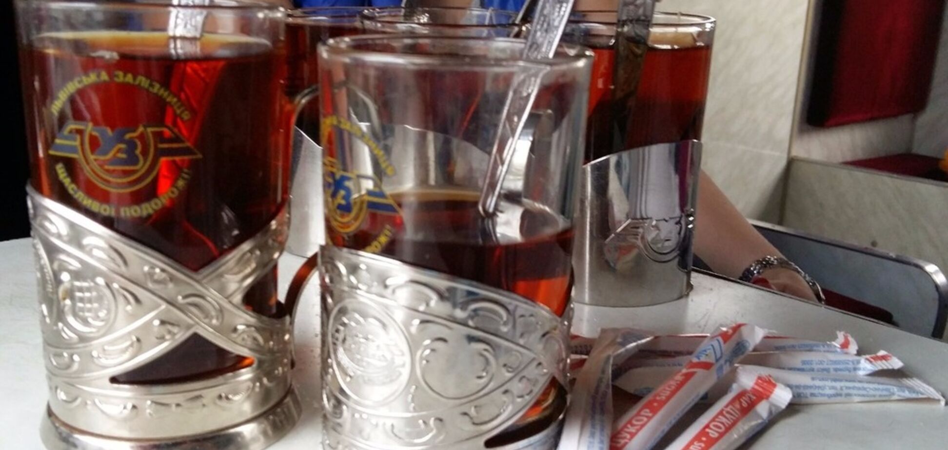 ''И это только на сахаре'': в сети раскрыли, как проводники обманывают пассажиров УЗ