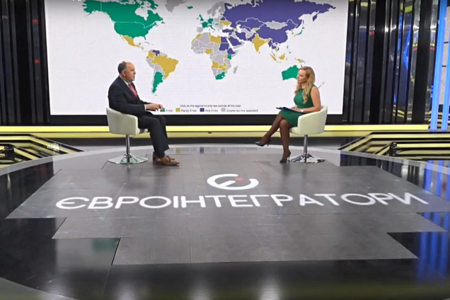 У світі є цілі групи, які вкидають фейки. Зокрема про Україну — президент Freedom House