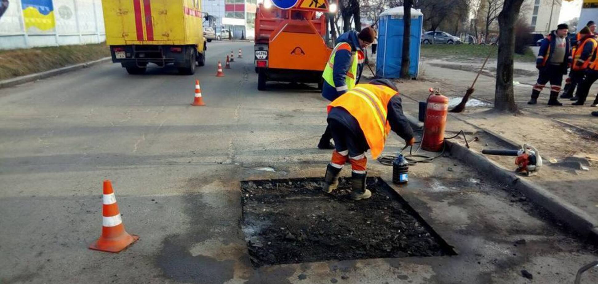 ''Потрібен трильйон'': експерт прояснив ситуацію з ремонтом доріг в Україні