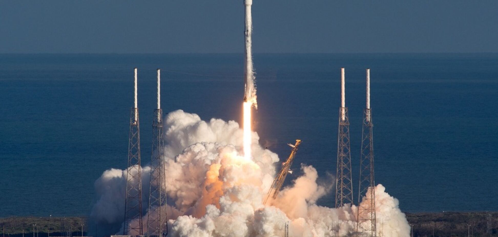Такого ще не було: у SpaceX зібралися встановити нове унікальне досягнення