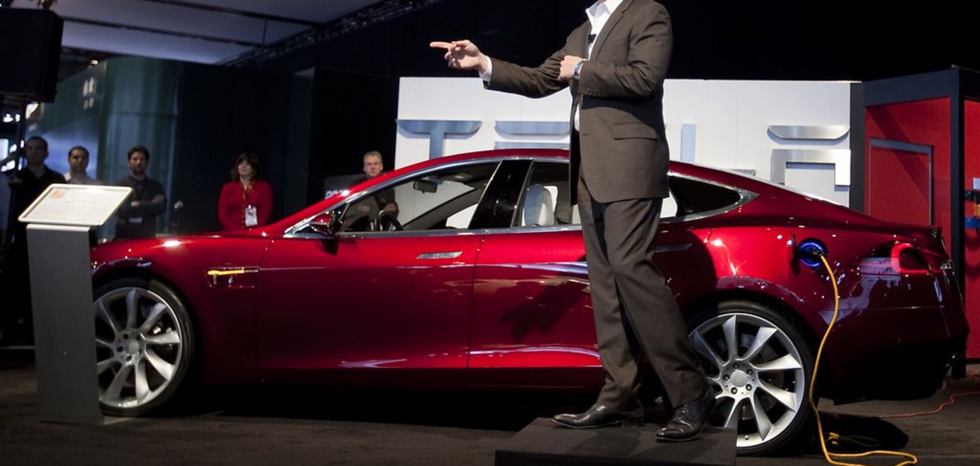 Маск помог Tesla: акции популярного производителя электромобилей резко выросли