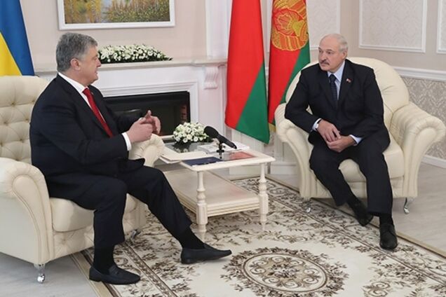 У Білорусі Порошенка ''офіційно'' назвали президентом Росії