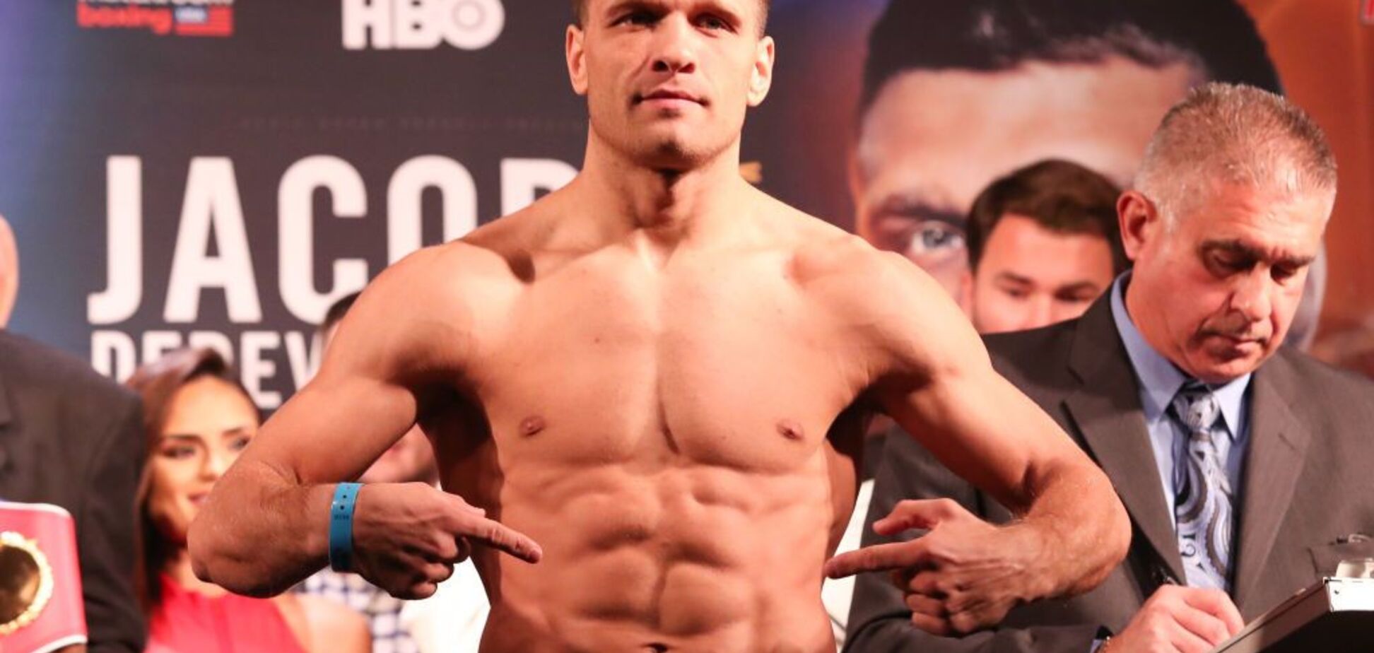 'Убить' друга: необычная история непобедимого Деревянченко