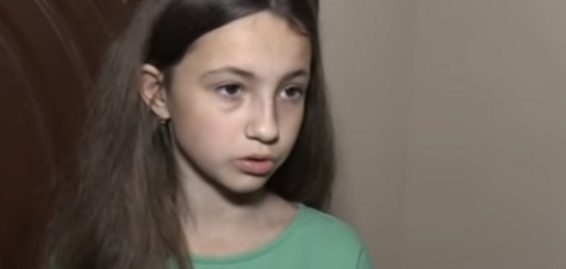 ''Ты - брехло!'' Затравленную из-за торта школьницу опять унизили