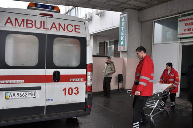 Врачи ''скорой'' попали в ''засаду'' под Одессой: их жестоко избили