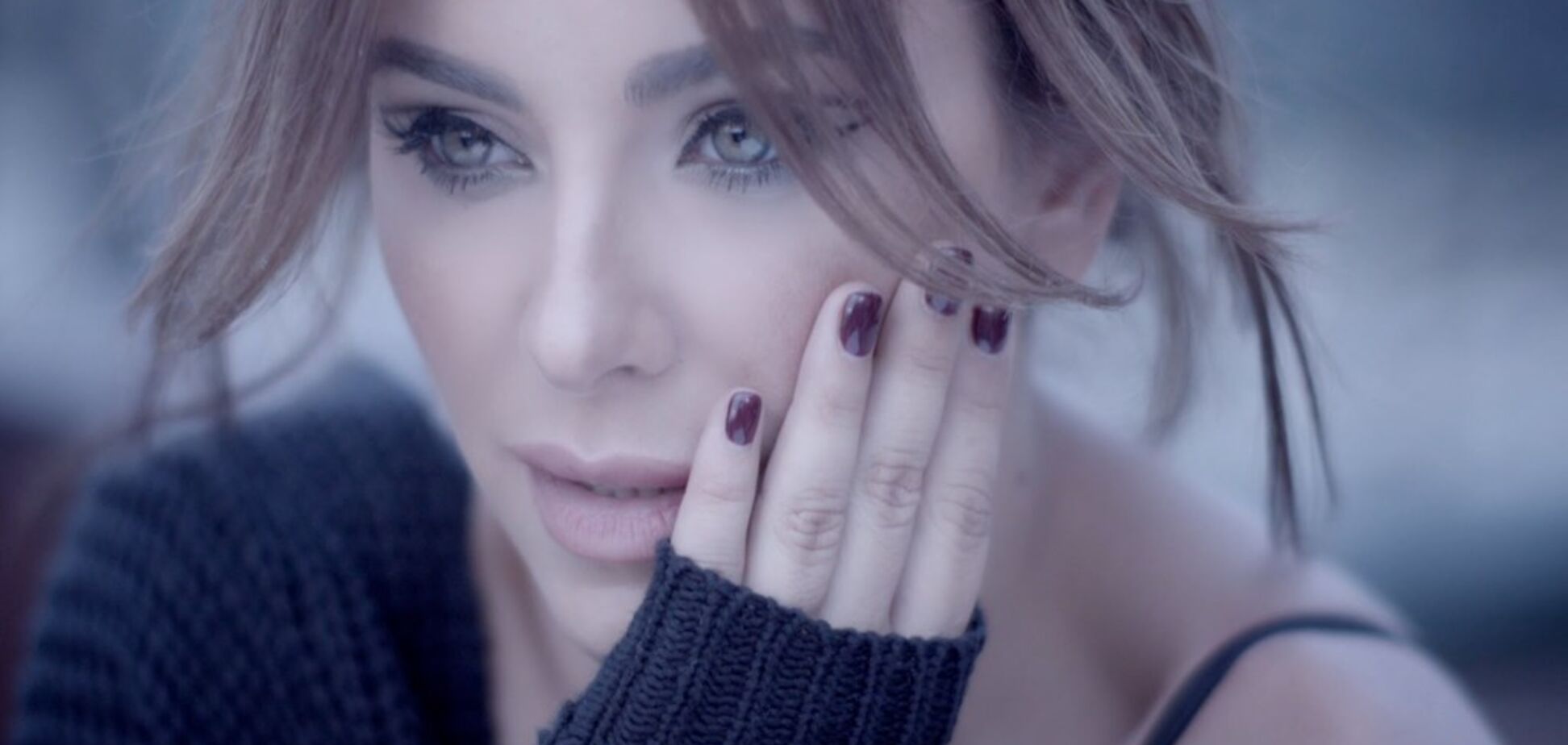 ''Цвет настроения черный?'' Ани Лорак заподозрили в депрессии