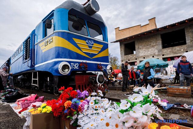 В сети появились фото необычного рынка на Закарпатье
