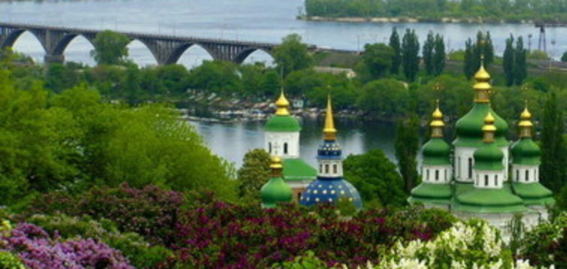 Українська пісня, хто відродить? Може, Ви – пане мер?