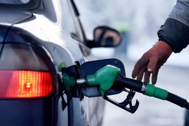 Что будет с ценами на бензин в Украине: озвучен прогноз до конца года