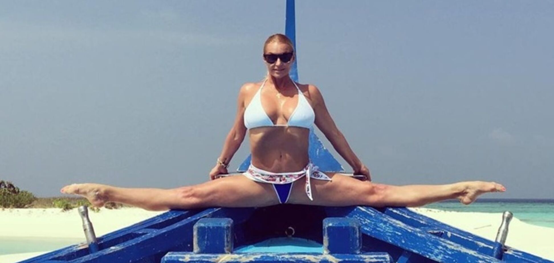 'Соромно!' Волочкова зганьбилася вульгарним фото