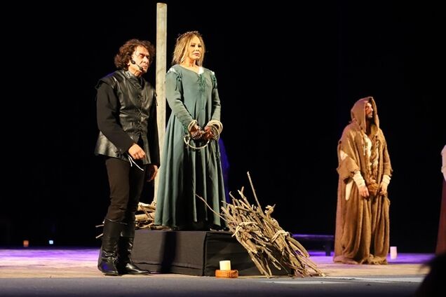 'Порожній зал': подруга Путіна прорахувалася з виступом у Києві