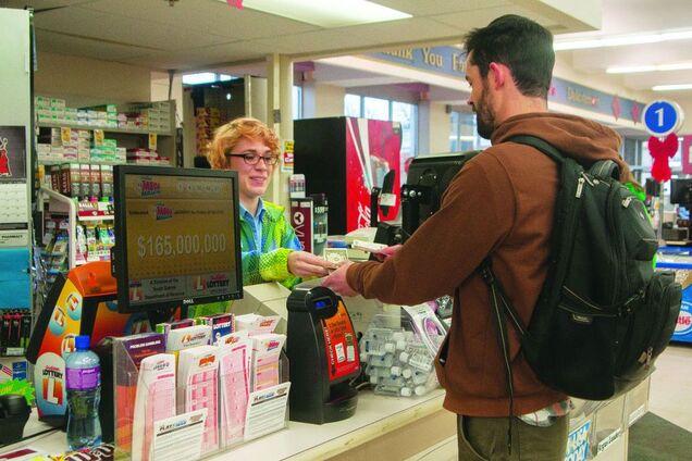 Мегаприз $470 миллионов лотереи США теперь доступен украинцам