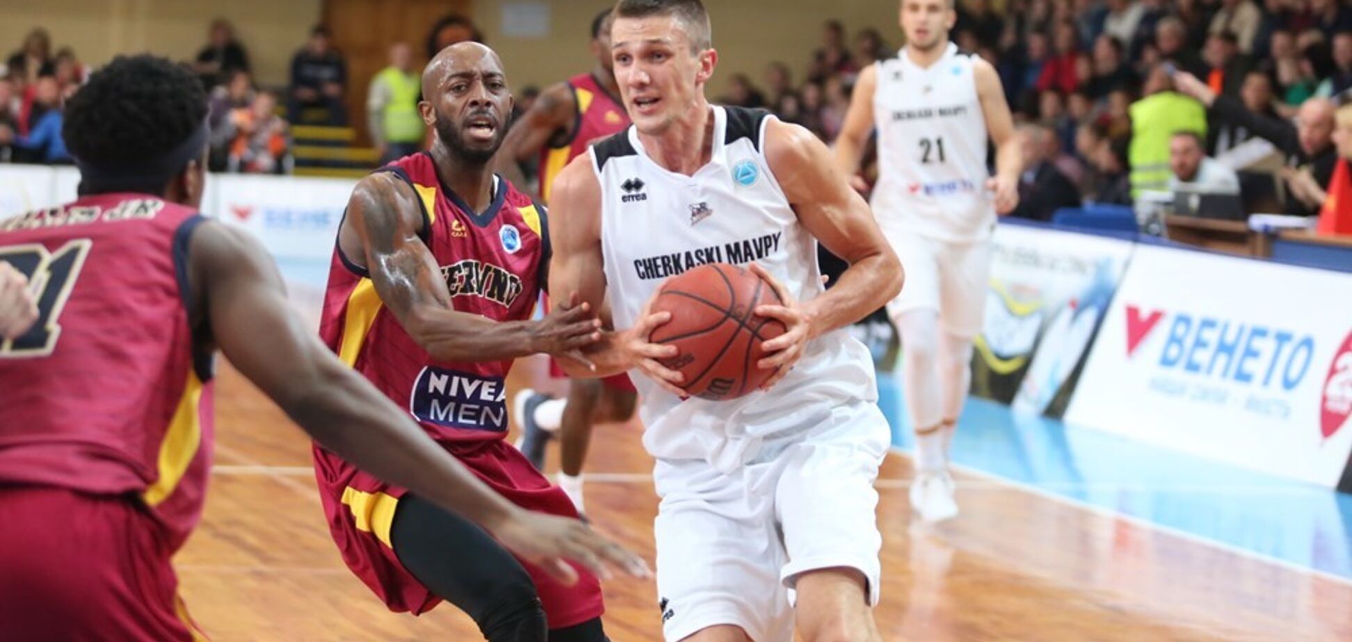 Украинские клубы победно стартовали в Кубке Европы ФИБА