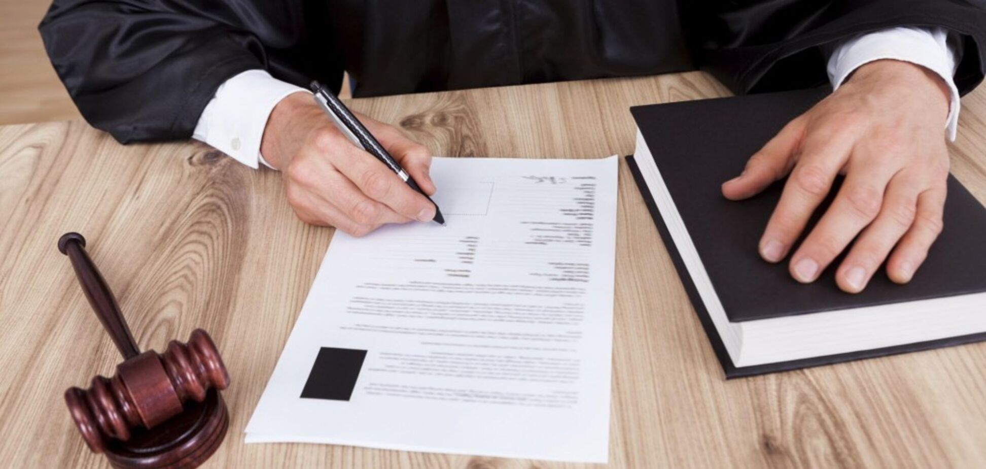 ''Изнасилование'' полицейского под Киевом: дело приняло неожиданный поворот