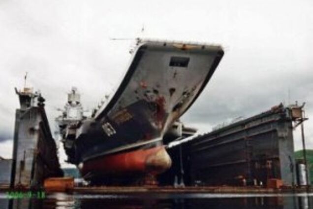 Плавучий док в руках россиян оказался не таким уж и плавучим