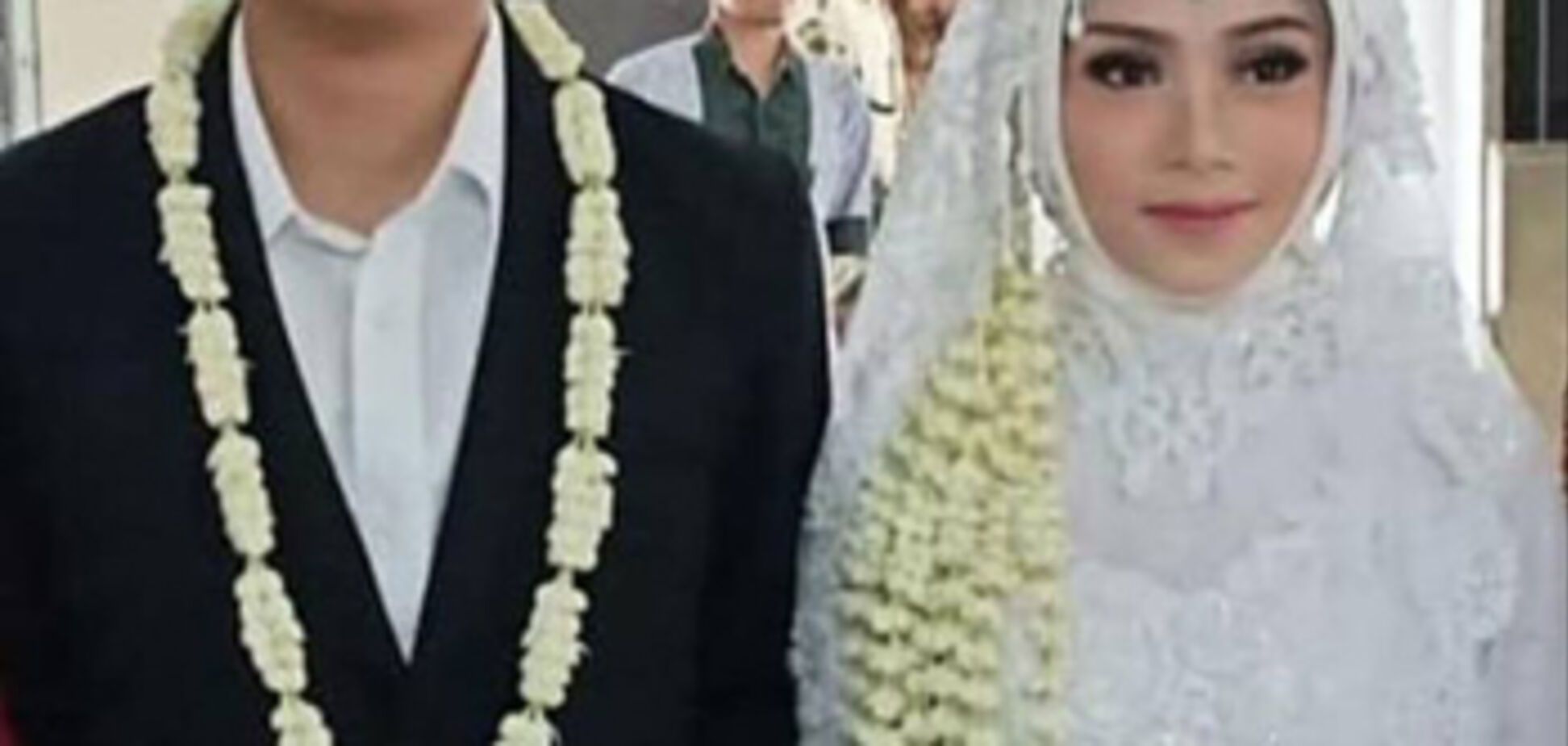 Авиакатастрофа в Индонезии: пассажир успел отправить перед смертью фото жене