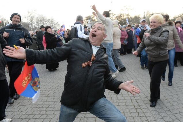 ''Польза санкций?'' Крымчан разозлили последствия ''русского мира''