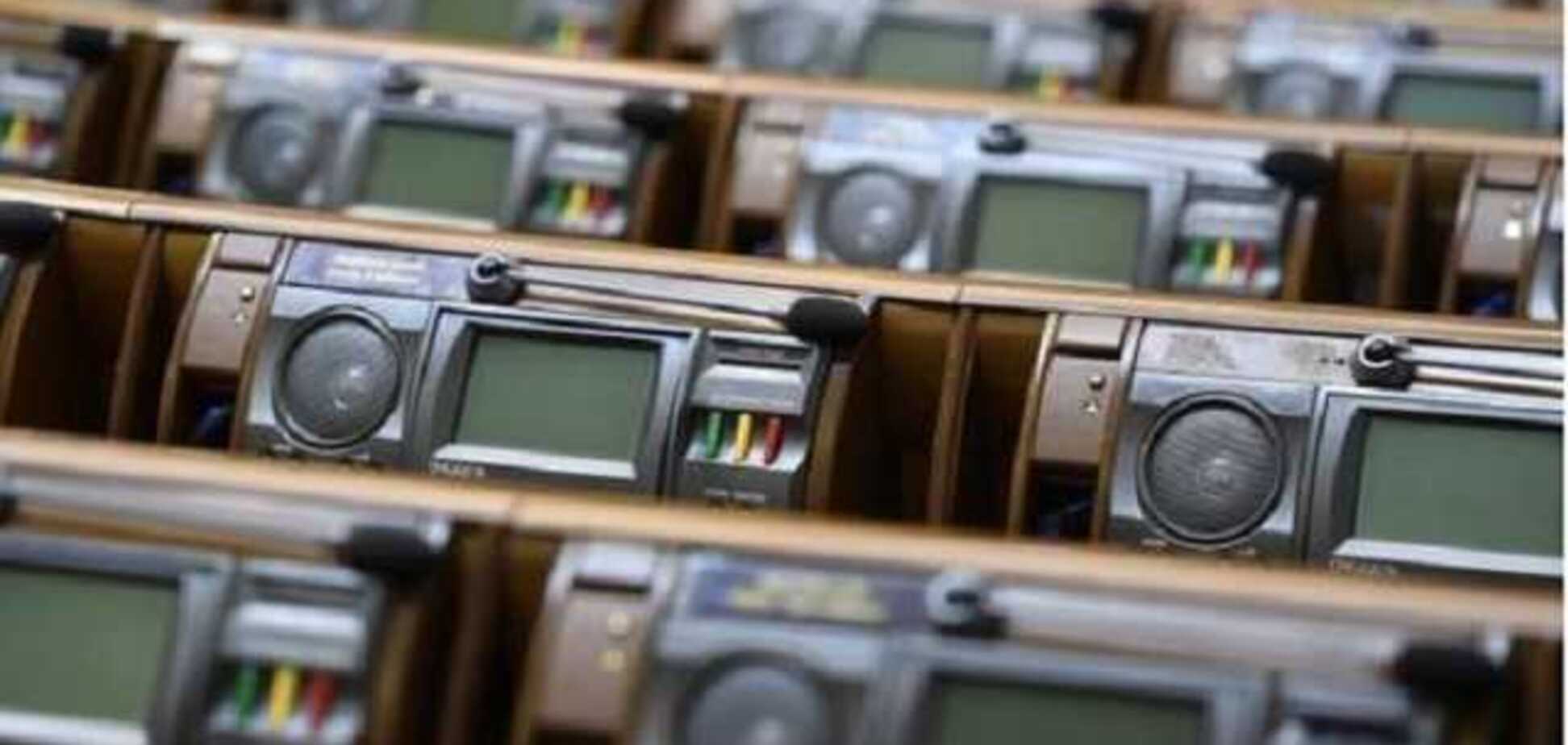 Закон о языке: стало известно, кто не дает его принять