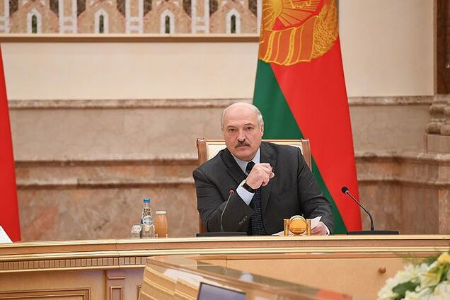 ''Конфликт на нашей земле'': Лукашенко вписался за ''выборы'' на Донбассе