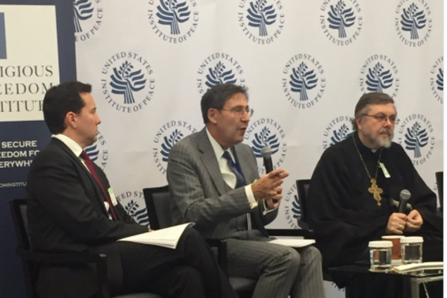 Епископы Москвы массово перейдут в церковь Украины: экс-посол дал прогноз о соборе по Томосу